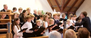 alice and choir